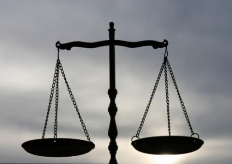 Notícias da Justiça e do Direito nos jornais deste sábado